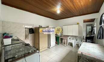 Imagem 6: Oportunidade no Litoral! Casa com espaço Gourmet em Mongaguá-SP