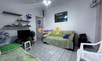 Imagem 3: Casa com Quintal Amplo e 4 Vagas de Garagem em Mongaguá!