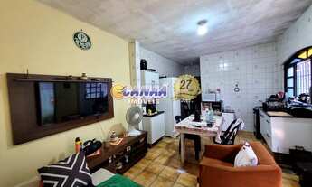 Imagem 3: Casa Térrea com 2 Dormitórios – 400m da Praia em Mongaguá!