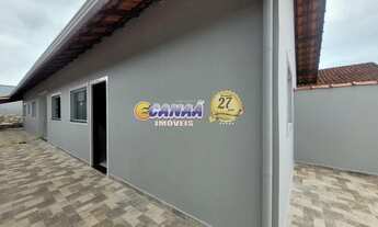 Imagem 3: Linda Casa com Piscina e 3 Dormitórios à Venda em Mongaguá-SP!