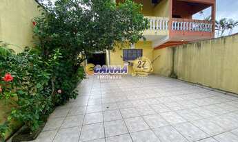 Imagem 2: Sobrado com estilo, espaço gourmet e 4 vagas de garagem!