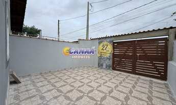 Imagem 2: Seu Refúgio no Litoral! Casa com Piscina em Mongaguá-SP!