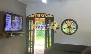 Imagem 4: Linda Chácara com Piscina e Amplo Quintal Gramado em Mongaguá!!