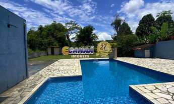 Imagem: Linda Chácara com Piscina e Amplo Quintal