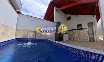 Imagem: Casa em Mongaguá com Piscina e Espaço