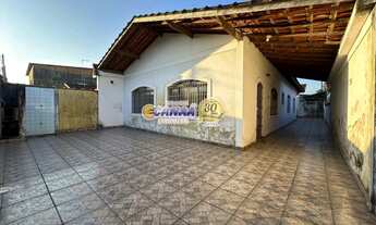 Imagem 1: Casa à Venda em Mongaguá-SP – Ampla e com Edícula!