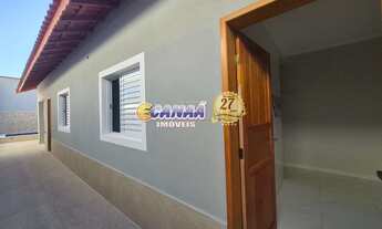 Imagem 7: Casa à Venda em Mongaguá-SP com Piscina!