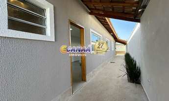 Imagem 3: Casa à Venda em Mongaguá-SP- Com Piscina e Espaço Gourmet!!