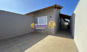 Imagem: Casa à Venda em Mongaguá-SP- Com Piscina