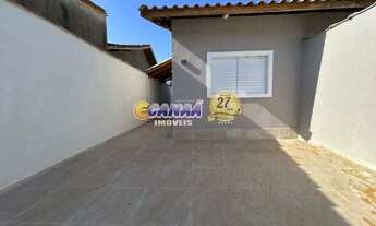 Imagem: Casa à Venda em Mongaguá/SP- Nova e com