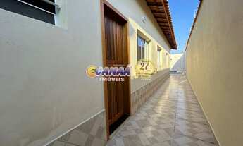 Imagem 4: Casa à Venda em Mongaguá/SP – Lado Praia! Nova e com Piscina!