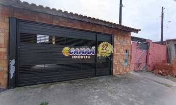 Imagem 4: Casa à Venda em Mongaguá – SP com Piscina Privativa!!