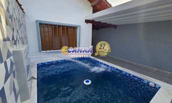 Imagem: Com piscina privativa- Casa à venda em