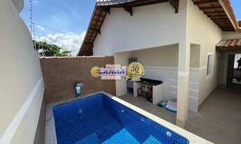 Imagem 7: Oportunidade no Litoral! Casa com Piscina e Suíte em Mongaguá