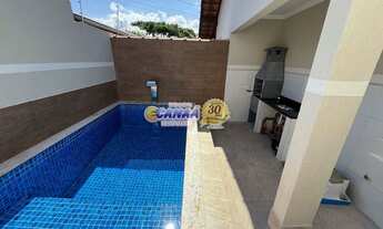 Imagem 4: Oportunidade no Litoral! Casa com Piscina e Suíte em Mongaguá
