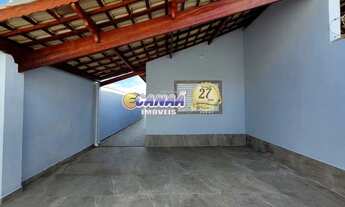 Imagem: Casa Nova em Mongaguá com Piscina e Espaço