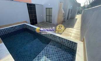 Imagem 1: Casa à Venda em Itanhaém - Com Piscina – Lado Praia!