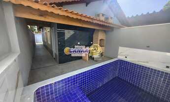 Imagem: Casa a venda em Itanhaém-SP com piscina