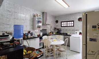 Imagem 6: 3 dormitórios, 2 suíte, 1 banheiros, 2 vagas na garagem