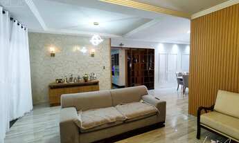 Imagem 5: 4 dormitórios, 2 suíte, 2 banheiro, 3 vagas na garagem