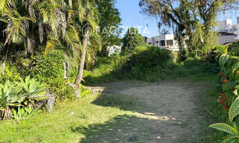 Imagem 3: Terreno com 490m² e casa com 60m², à venda no Centro