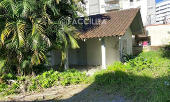 Imagem 4: Terreno com 490m² e casa com 60m², à venda no Centro