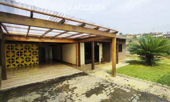 Imagem 2: Vende-se Casa com 02 Dorm. - Móveis Planejados - 02 Vagas - 130m² - Próx. Supermercado Con