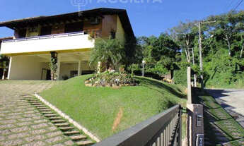 Imagem 2: Casa à venda em Jaraguá do Sul, Nova Brasília, com 3 quartos, 420m²