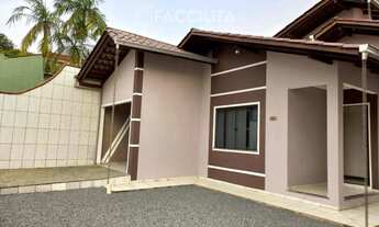 Imagem 2: Casa à venda em Jaraguá do Sul, Rau, com 3 quartos, 300m²