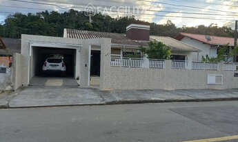 Imagem 3: Casa à venda em Jaraguá do Sul, Jaraguá 99, com 3 quartos, 162,22m²