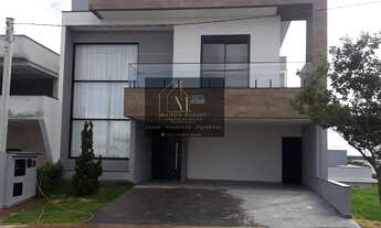 Imagem: Casa de condomínio com 4 quartos, 260m²