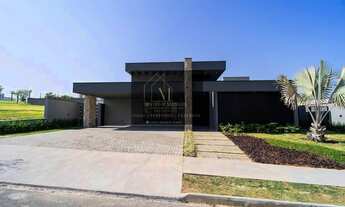 Imagem: Casa de condomínio com 4 quartos, 421,00