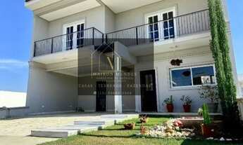 Imagem: Casa de condomínio com 3 quartos, 236m²