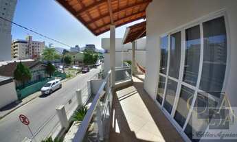 Imagem 3: Casa para Temporada em Itapema, Centro, 4 dormitórios, 2 suítes, 3 banheiros, 2 vagas