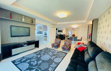 Imagem 3: Apartamento para Temporada em Itapema, Meia Praia, 4 dormitórios, 4 suítes, 5 banheiros, 3