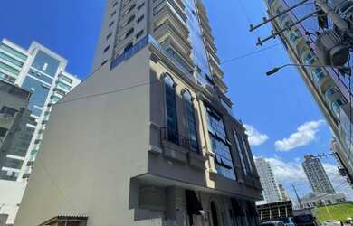 Imagem 3: Apartamento para Venda em Itapema, Meia Praia, 3 dormitórios, 3 suítes, 4 banheiros, 3 vag