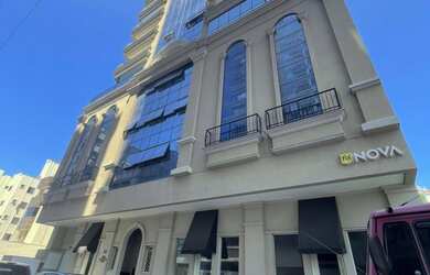 Imagem 4: Apartamento para Venda em Itapema, Meia Praia, 3 dormitórios, 3 suítes, 4 banheiros, 3 vag