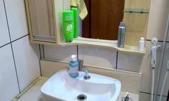 Imagem 3: Apartamento para Temporada em Itapema, Meia Praia, 2 dormitórios, 1 suíte, 2 banheiros, 1