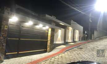 Imagem 4: Casa para Venda em Jaraguá do Sul, Jaraguá Esquerdo, 3 dormitórios, 3 suítes, 4 banheiros