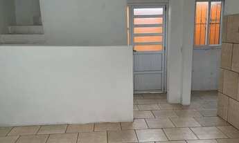 Imagem 4: Casa para Venda em Canguçu, Izabel, 2 dormitórios, 1 banheiro, 1 vaga