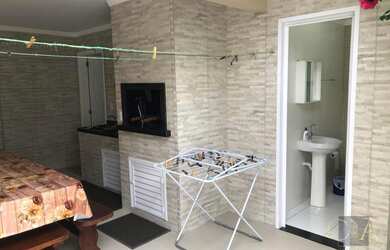 Imagem 4: Casa para Temporada em Itapema, Centro, 3 dormitórios, 1 suíte, 2 banheiros, 2 vagas