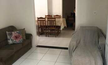 Imagem 2: Casa para Temporada em Itapema, Centro, 4 dormitórios, 1 suíte, 3 banheiros, 2 vagas