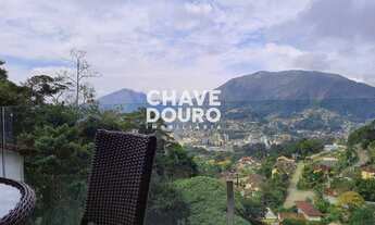 Imagem 6: Casa moderna com 3 suítes próxima do bairro do Alto, para venda em Teresópolis RJ