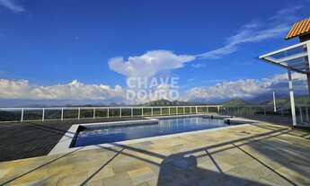 Imagem 3: Terreno em condomínio, com 738 m² e vistas cinematográficas para as montanhas!