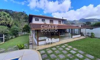 Imagem: Casa em condomínio com 4 suítes em terreno