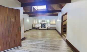 Imagem 6: Casa em condomínio com 4 suítes em terreno plano no Comary!