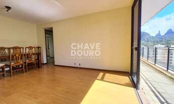 Imagem 2: Apartamento com varanda, 2quartos (sendo 1suíte) +1quarto reversível e vaga, para venda no