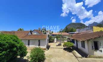 Imagem 4: Apartamento com 2 Quartos + 1 Quarto de serviço revertido, para venda no Alto em Teresópol