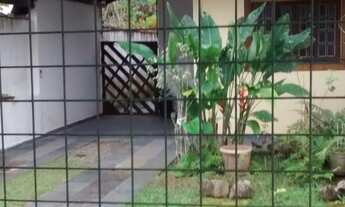 Imagem: Casa com 3 quartos, 210m², à venda em