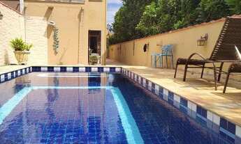 Imagem: Casa com 3 quartos, 140m², à venda em